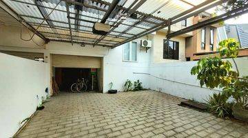 Gambar 1 FURNISHED TOWN HOUSE FOR SALE SHM