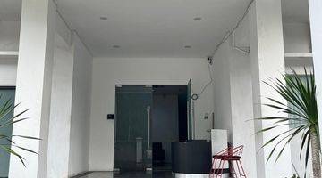 Gambar 2 KANTOR DI AREA KEBAYORAN BARU LOKASI STRATEGIS 