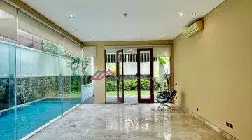 Gambar 2 Dijual rumah dalam Town House di Kemang