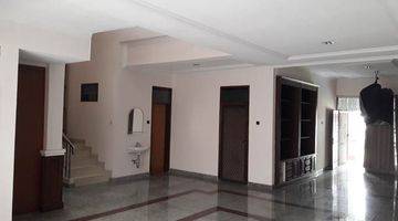 Gambar 2 Dijual Rumah 2 Lantai Shm Semi Furnished Mewah Harga Murah di Batununggal Indah Bandung 