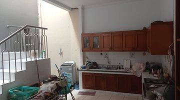 Gambar 4 Dijual Rumah Siap Huni 2 Lantai Bagus Unfurnished SHM di Kejayaan, Jakarta Barat