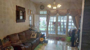 ruang tamu rumah apik cepat jual cireundeu