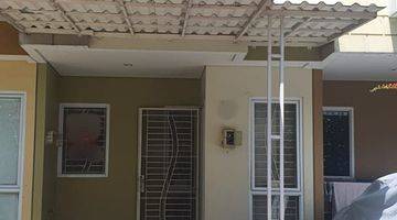 tampak depan dijual rumah virginia village paramount