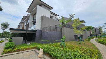 Gambar 3 Brand New House Rumah Sultan Navapark Bsd City Cluster Laurel