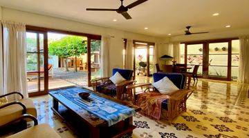 Gambar 4 Hot Deals Spacious 3 Bedrooms Villa In Pecatu Uluwatu