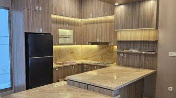 Gambar 1 Dijual Cepat Golf Island 10x15 Full Furnushed Hadap Utara