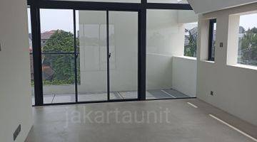 ruang tamu rumah mewah scandinavia di cipete