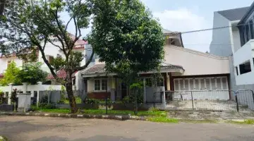 Gambar 1 Rumah di Menteng Bintaro, Siap Huni, halaman luas di sektor 7