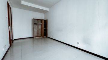 Gambar 5 Dijual Condominium Greenbay 1br kosongan lantai rendah.