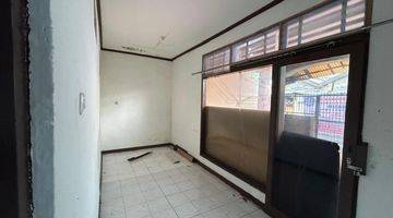 Gambar 2 Cocok u/ toko, usaha, kost dll & dekat Mall Bassura City, rumah 1 lantai (hitung tanah) Jalan Cipinang Muara Raya, JakTim