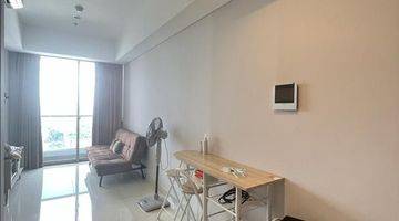 Gambar 1 Disewakan Apartemen Taman Anggrek Residences 3 Bedrooms Furnish 