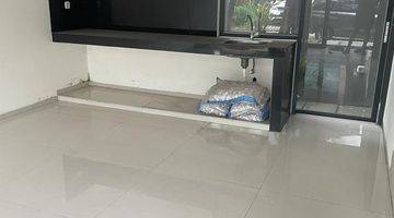 Gambar 2 Rumah Murah Bagus Semi Furnished di Golden Stone Serpong