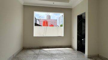 Gambar 2 Dijual Rumah Mewah Dan Murah di Cluster Crown, Gading Serpong Tangerang