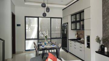 Gambar 3 Dijual Ready Rumah Baru Setraduta Royal Grande