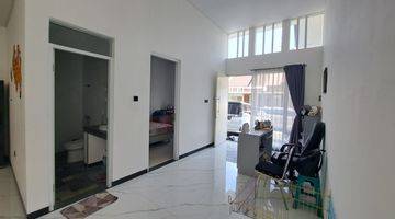 Gambar 2 Dijual Rumah Lokasi Tki 5 Semi Furnished SHM 