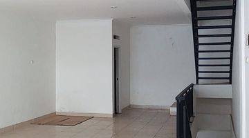 Gambar 1 Ruko di Cicadas ahmad yani komplek apartemen gateway