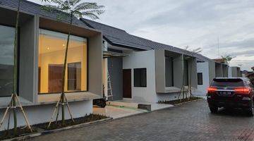 Gambar 1 Jarang Ada Rumah Minimalis Keren Cinambo Residence Soekarno Hatta