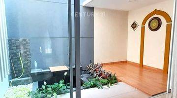 Gambar 5 Rumah Rapih Dalam Cluster Discovery Bintaro 7356