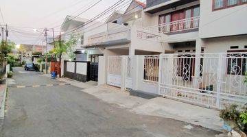 foto lainnya rumah kemanggisan dalam komplek tenang