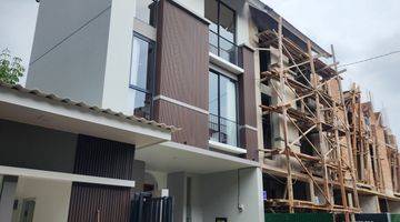 Gambar 1 Town House Mewah Exclusive Di Lebak Bulus Jakarta Selatan