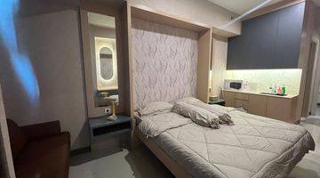 Gambar 2  Disewakan Apartemen Anderson Pakuwon Studio Siap Huni Full Furnish View Pool 