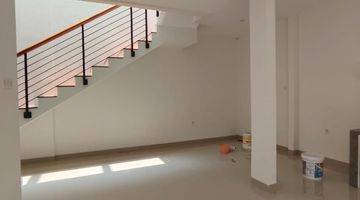 Gambar 2 Dijual Rumah Baru 2 Lantai Unfurnish di Nusaloka Bsd City 