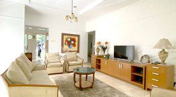 Gambar 3 Rumah Bagus Semi Furnished SHM di Jalan Bandung Malang, Malang