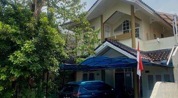 Gambar 1 Rumah Dua Lantai Dijual di Taman Bromo, Karawaci, Tangerang