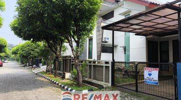 Gambar 1 Dijual Rumah 2 Lantai Siap Huni Di Kemang Pratama 2
