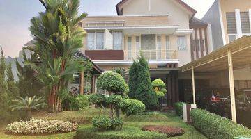tampak depan rumah cantik 2 lantai cluster