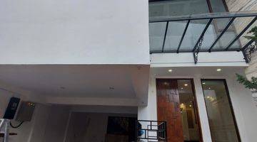 Gambar 2 Rumah Minimalis Modern Siap Huni di Veteran Jakarta Selatan.