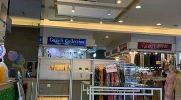 Gambar 2  Toko Counter Lapak Lantai Ug Tangcity Mall Fashion Baju Siap Pakai