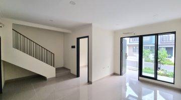 Gambar 2 Rumah Cluster Leonora Symphonia Gading Serpong, Attic Termurah