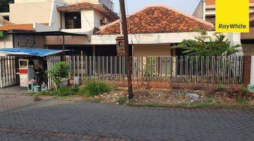 Gambar 1 Dijual Rumah Lama di Manyar Tirtomoyo Surabaya