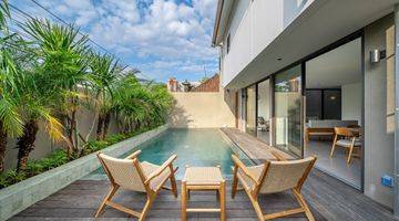 Gambar 1 Villa Baru Modern Tropical  2 lantai  di Bidadari, Seminyak Furnished