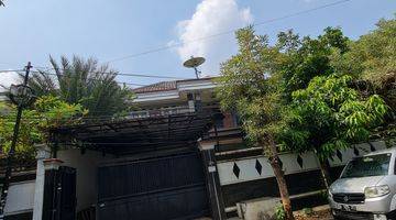 Gambar 1 Rumah Bagus Di Jalan E Kebon Jeruk 2 Lantai 