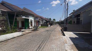 Gambar 2 Dijual Rumah Type 65 Di Jl. Karya, 24 Jam Security - Shm