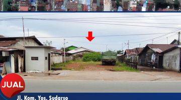 Gambar 1 Dijual sebidang tanah di pinggir Jalan Kom Yos Sudarso 