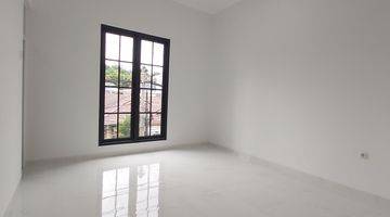 Gambar 1 Grand Dha Grand Dharmahusada Lagoon Apartemen Bagus Unfurnished Dekat Kampus ITD