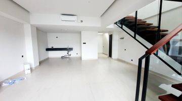 Gambar 4 Dijual Penthouse Carstensz di Bsd Boulevard, Strategis di Pusat Kota, Unit Terbatas