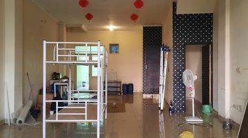 Gambar 4 Dijual Ruko 3 Lantai di Greenlake Boulevard, Dekat Abuba