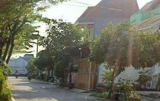 Gambar 2 731 Dijual Rumah SHM Corner 84m2 Swan Menganti Park Gresik