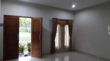 Gambar 3 Dijual Rumah Satu Lantai Halaman Luas Di Bintaro Jaya Sektor 9