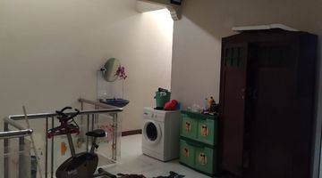 Gambar 4 Dijual rumah 2.5 lantai di Duri Kepa