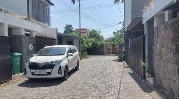 Gambar 3 Rumah 2 Lantai Di Jl. Tukad Badung Renon