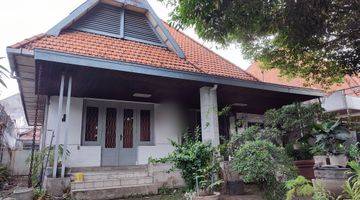 Gambar 1 Rumah Kolonial Belanda Jalan Musi Pusat Kota