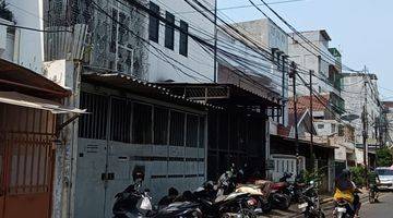 Gambar 2 Dijual Ruko Karang Anyar 133m2 Jarang Ada, 4 Lantai, Lokasi Strategis, Kode Rz