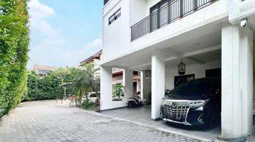 Gambar 1 For Sale Jagakarsa Modern Minimalist Townhouse 3 Lantai Siap Huni SHM