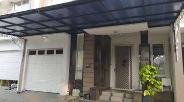 Gambar 4 Rumah Townhouse Senayan Golf Residence Depan Gbk Jaksel