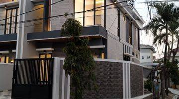 Gambar 3 Rumah Model Scandinavian Mewah Area Sutorejo Dekat Pakuwon City